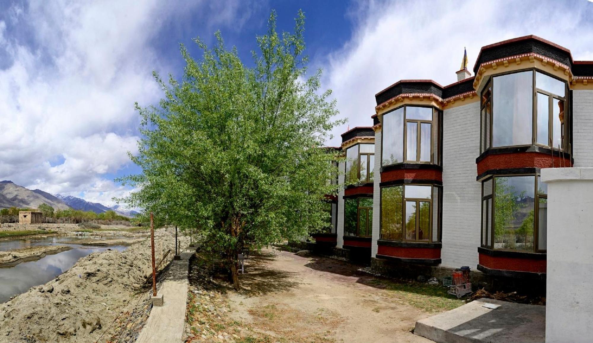 The Nature Residency - A Riverside Resort In Leh Exterior photo