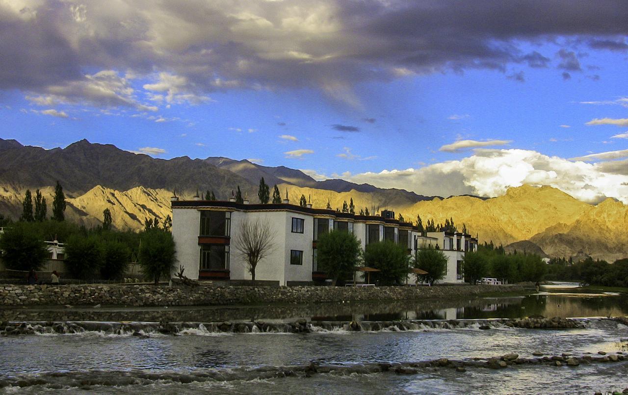 The Nature Residency - A Riverside Resort In Leh Exterior photo